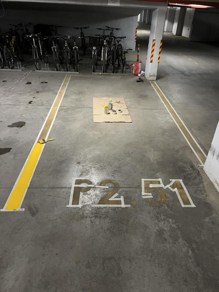 Паркомясто - боядисване