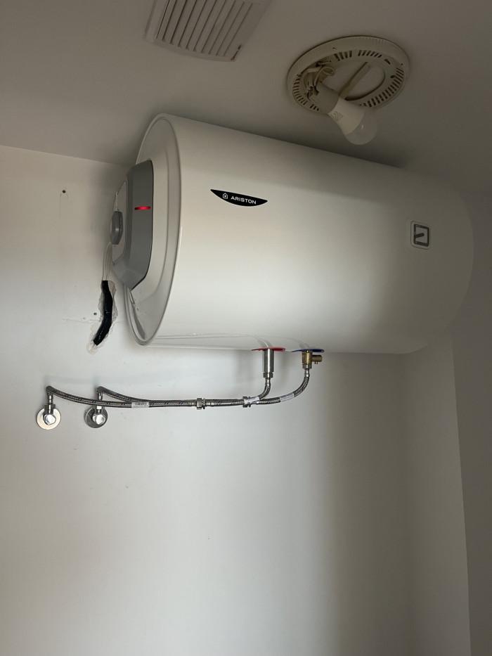 Монтаж на бойлер Ariston