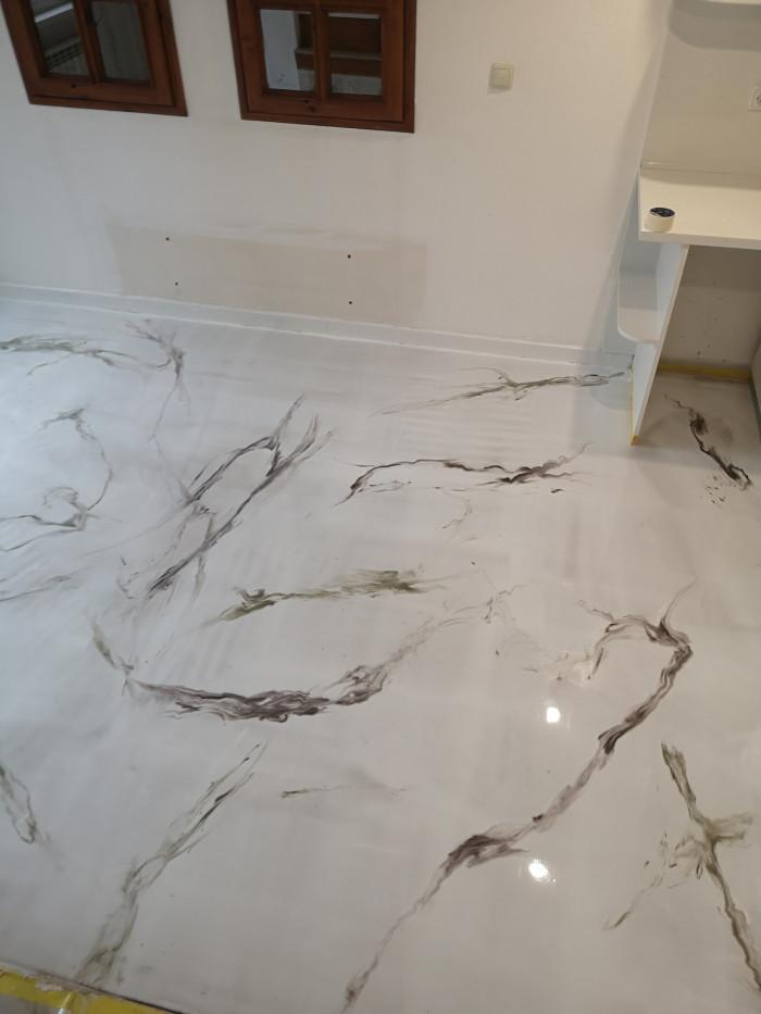 Декоративна подова настилка