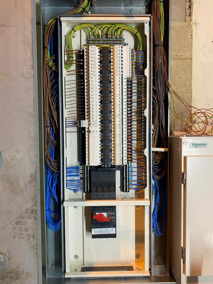 21b48e63-95de-4b15-8bde-a00831ec0b8b