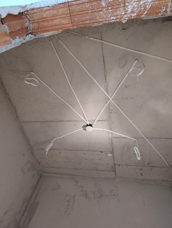 PXL_20250518_092449950