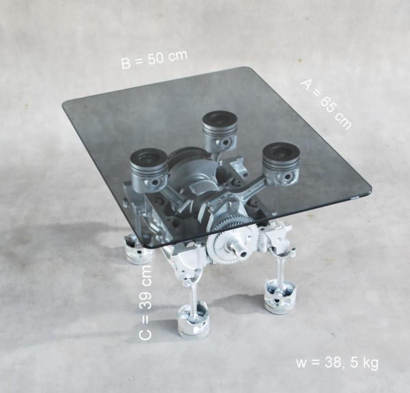 Engine table