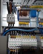 label.cover - Кристин Станчев