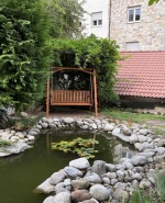 Езерото, люлка, жив плет!