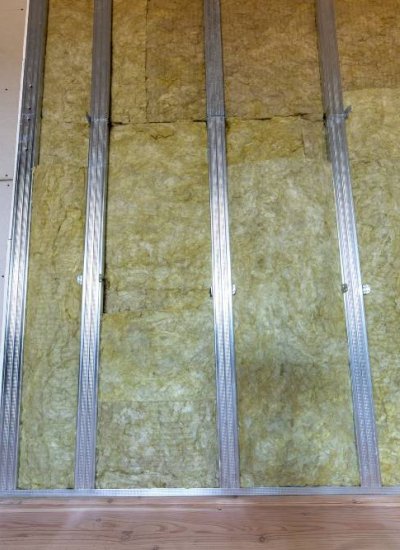 Вътрешна изолация на стени