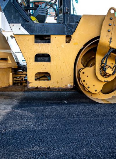 Асфалтиране на двор