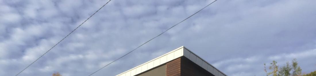 поглед отдолу