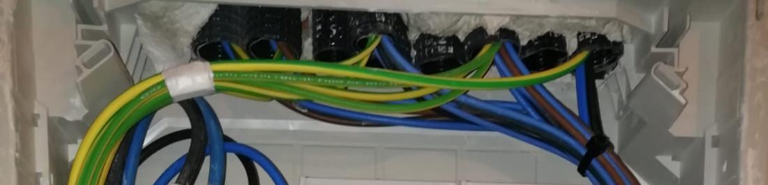 Електрически табла