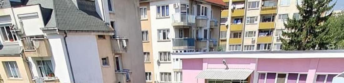 label.cover - Кирил Здравчов