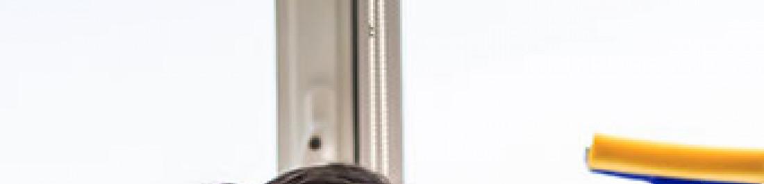 label.cover - Яна Генова