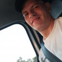 Профилна снимка - Лъчезар Милушев