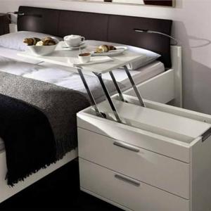 Апетитна закуска от нощното шкафче