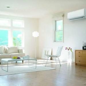 Проблем: Прекомерна влажност на въздуха (при нормално голям климатик)