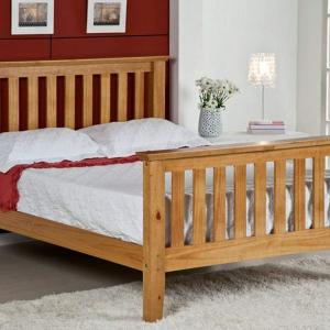 Дървена рамка за легло