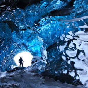 Ледена пещера, национален парк Ватнайокул, Исландия