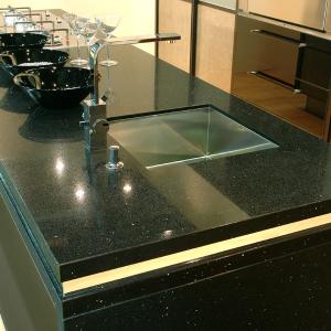 Недостатъци на кварцовите кухненски плотове