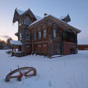 Изоставените дървени къщи в Русия