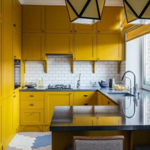 Жълтото - перфектният цвят за шкафовете
