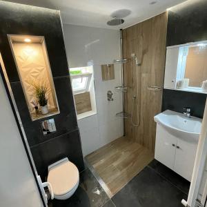 207068833_1722358541294646_5660415878693007531_n