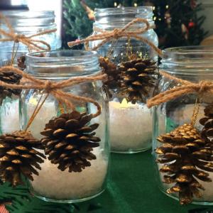 Семпло, но ефектно с шишарки