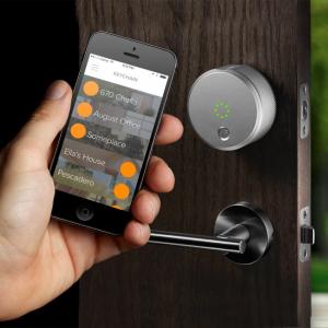 Достъп за всеки от семейството с инсталирано приложение