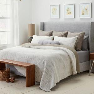 6 начина да подредим възглавниците на леглото