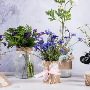 Буркани с цветя