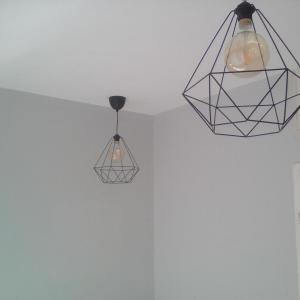 Монтаж на лампи