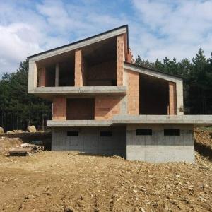 FC5BAD35-018E-4C3C-BFA1-3235973B2624