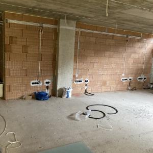 848ACF80-1B85-4685-B635-AA2AAEF86685