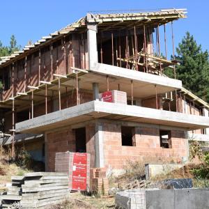 9E97E3B1-D60C-47BA-9565-5A36C6E0525C