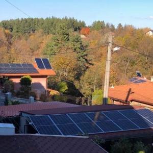 Фотоволтаици