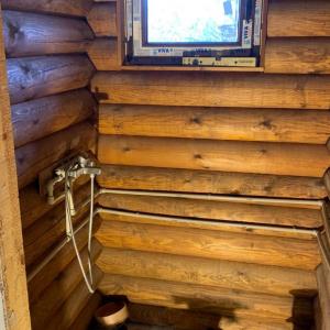 63E03B2A-954F-4FD9-9ECF-10F69D900A8A