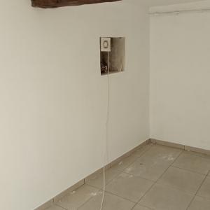 IMG-15f47d89badc86af8e8aa60c72867540-V