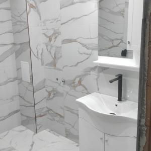 IMG-df4f7cef2f3fead08368134b154d149c-V (1)