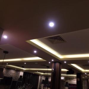 46706045_740673072974504_4185006753013825536_n