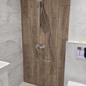 IMG-eac13ea53489af8b0dd57cd52c36024b-V