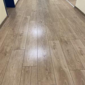 Ламинат в офис