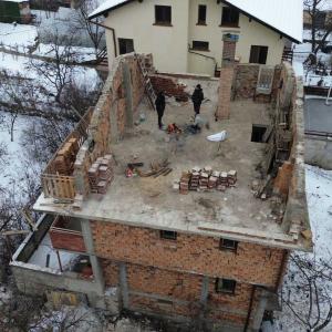 В процес на работа