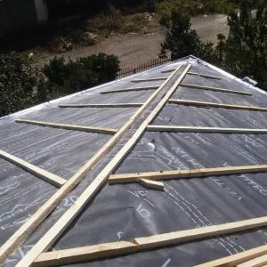 Скара със летви и дишашта мембрана