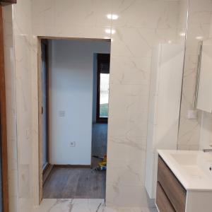 IMG-6bf40ac5eefd3f2ac1cfdb0d47d92989-V