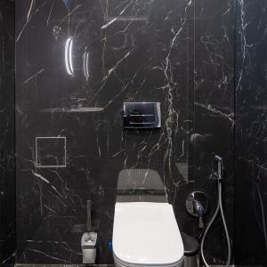 Banq1_0002_P1100354-HDR