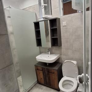 IMG-2ad1052e85cceb6ac0af4b9a956ad183-V