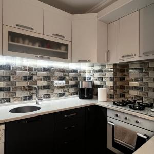 Проект 1 - Цялостно довършване до ключ