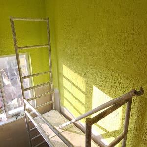 боядисване на стени и таван