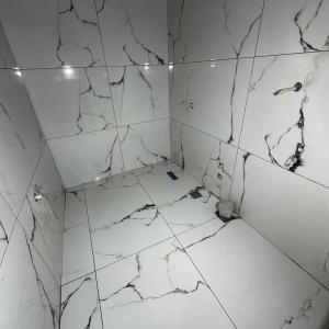 IMG-3b0a36facbd84469d20f373f93676384-V