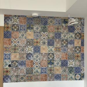 Гръбче на кухня с плочки