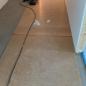 271BB84B-71C3-4321-BA7A-C43EADF41405