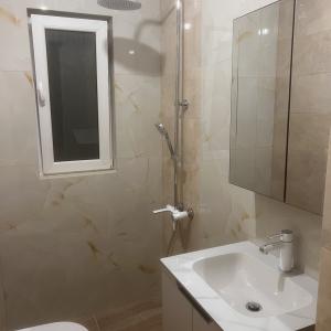 IMG-d58c44f0495fbd3e442e0e39027cf9d7-V