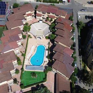 f2ae47a0-335b-43f5-9bf6-d4fa2c604f62